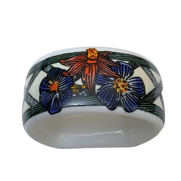 DANSK Napkin Rings Set of 4 Ceramic Nordic Garden Floral with Trellis Pattern - Picture 3 of 11